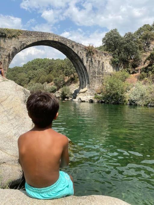Casa Rural En Candeleda Con Piscina Y Un Maravilloso Jardin ภายนอก รูปภาพ