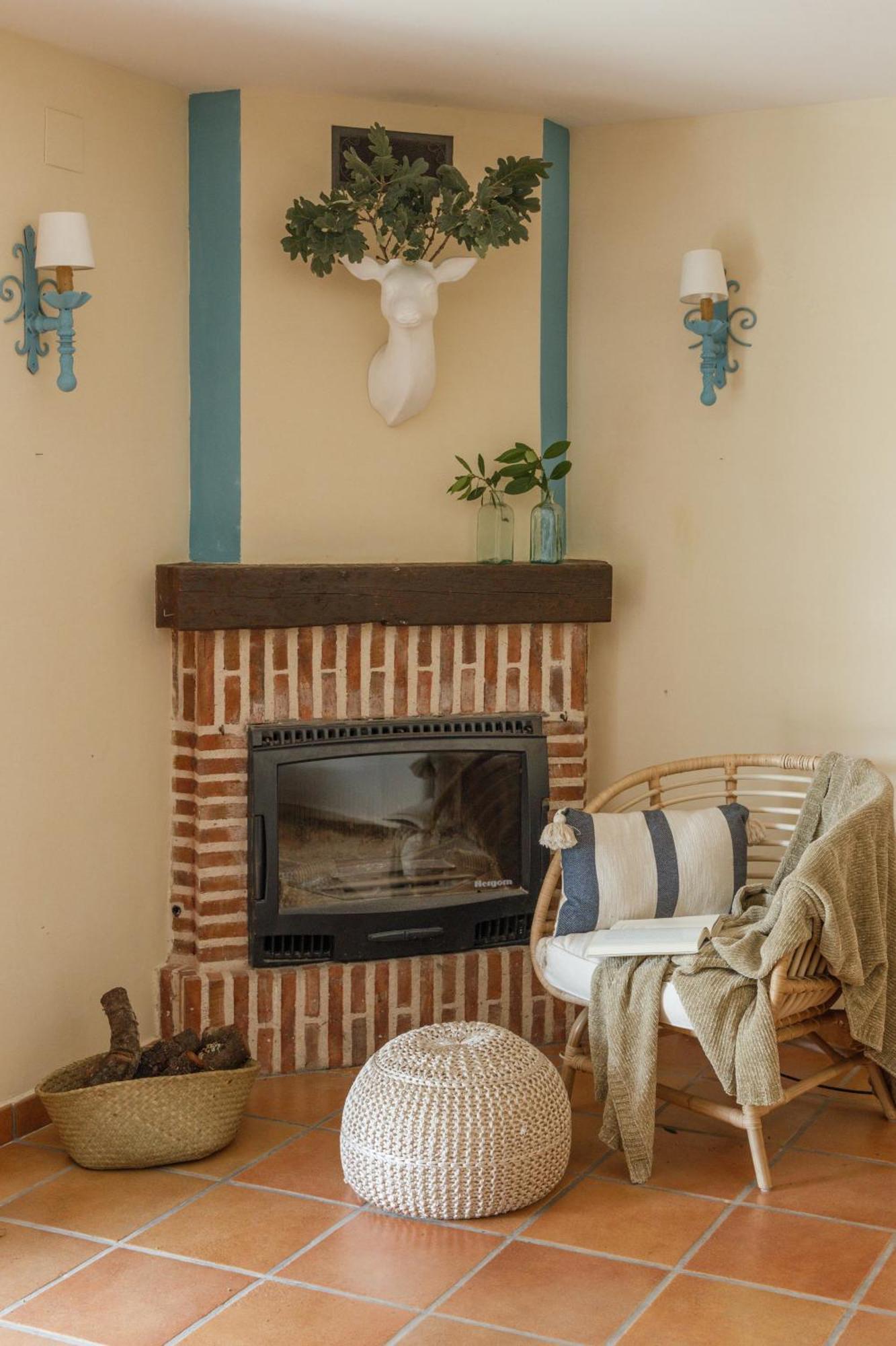 Casa Rural En Candeleda Con Piscina Y Un Maravilloso Jardin ภายนอก รูปภาพ