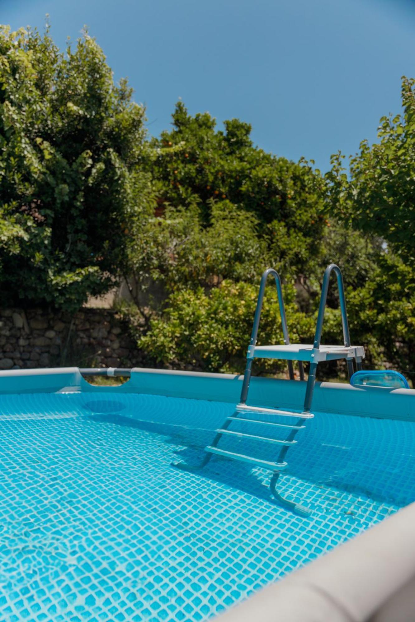 Casa Rural En Candeleda Con Piscina Y Un Maravilloso Jardin ภายนอก รูปภาพ